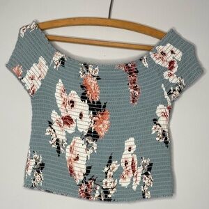 Kendall & Kylie Floral Off-Shoulder Top Size Medium